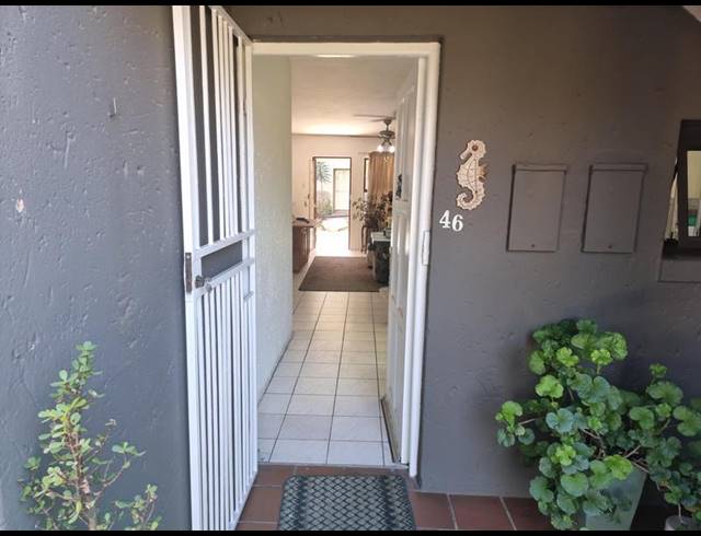 2 BEDROOM COMPLEX FOR SALE IN MARAIS STEYN PARK